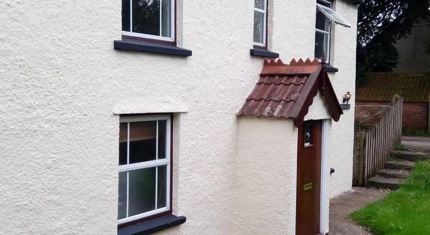 The Cottage Bristol - Image 1