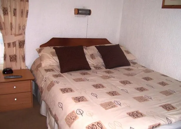 Brooklyn Guest House - Image 1