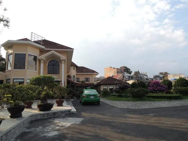 HP Villa Hotel - Image 1