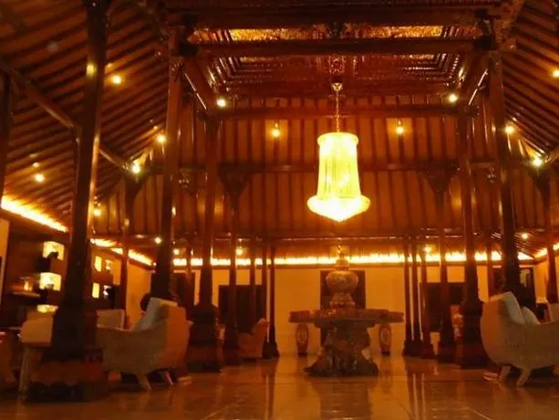 D'Green Resort Solo - Image 1