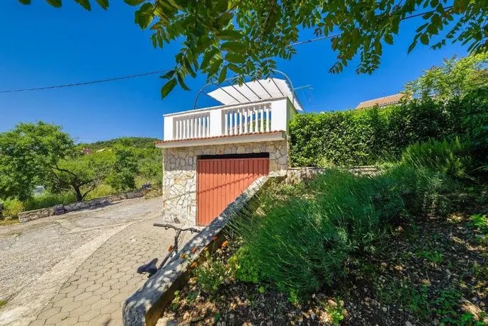 Holiday Home Zivkovic - Image 1