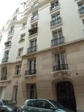 Vacation Rental Auteuil - Image 1