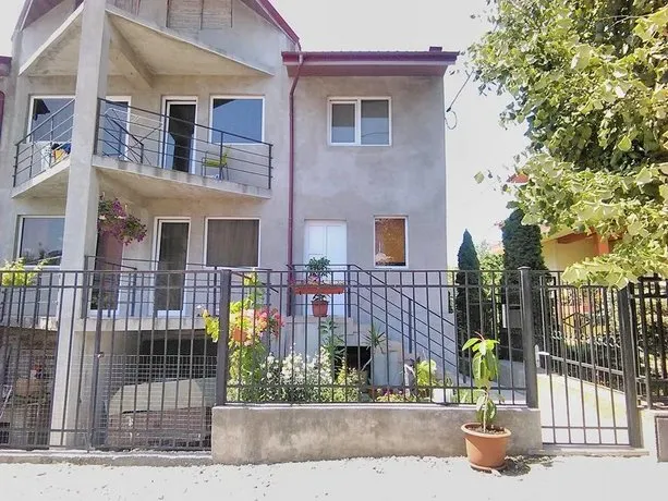 Vila Cristian - Image 1