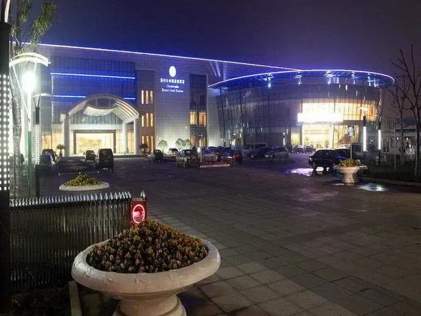 Rosedale Chunshenhu Resort Hotel Suzhou - Image 1