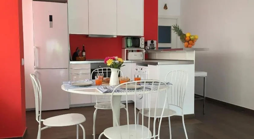Nice apartment 80 meters from the beach - Image 1