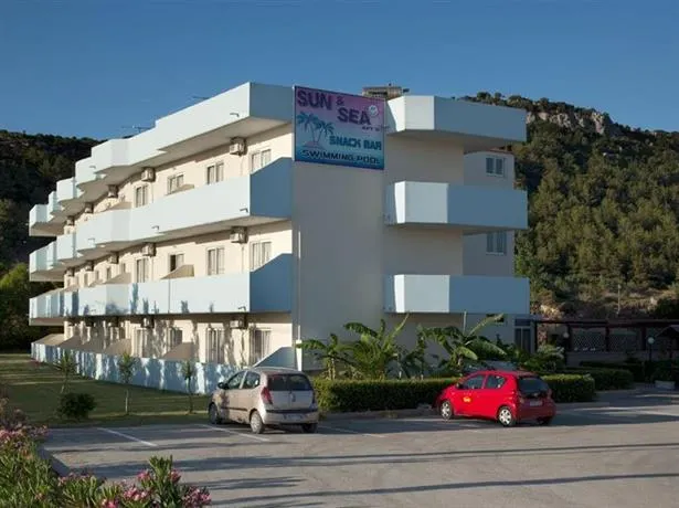 Sun & Sea Hotel Apartments - Image 1
