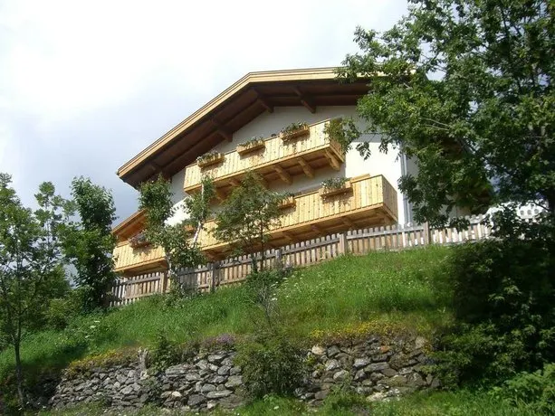 Ciasa Nea - Image 1