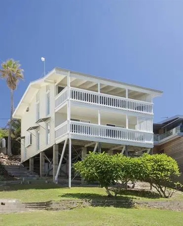 32 Park Crescent - Image 1