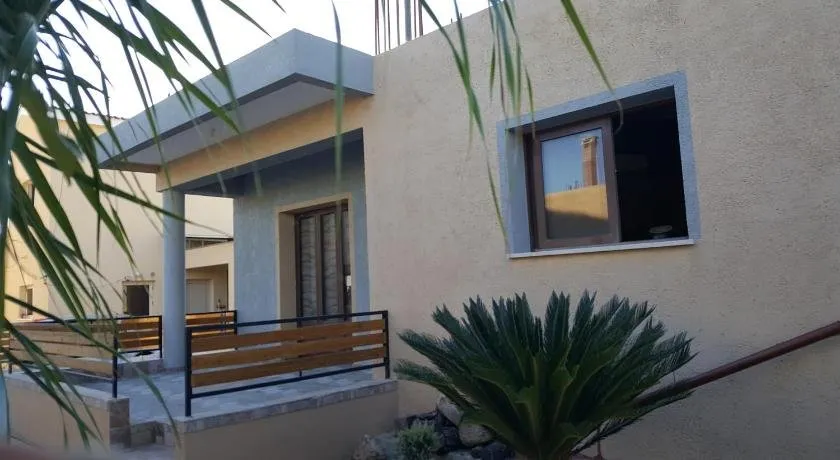 Savvas Brian Mountain House In Paphos - Image 1