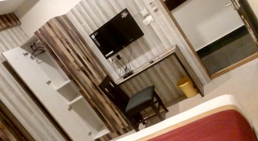 Galaxy Inn - Image 1