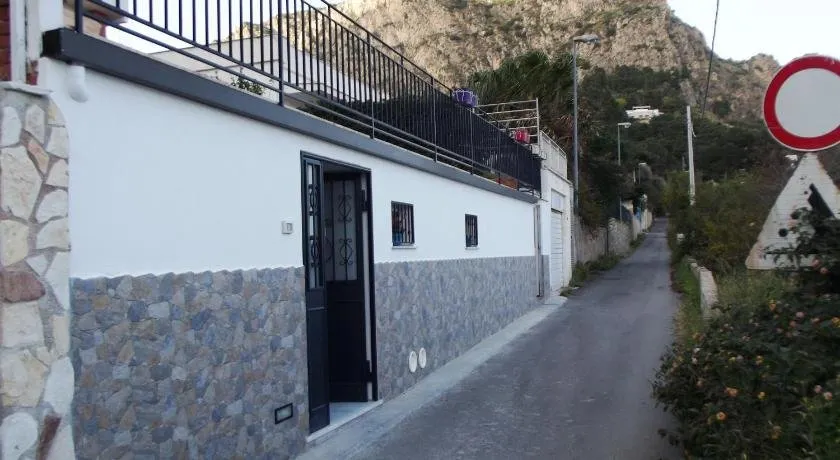 La Porta sul Mare - Image 1