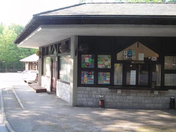 Turisticno Naselje Pivka Jama - Image 1