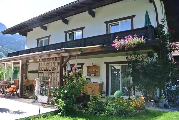 Haus GrÜtzner - Image 1
