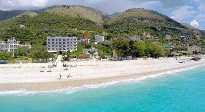 Seaview apartment - Image 1