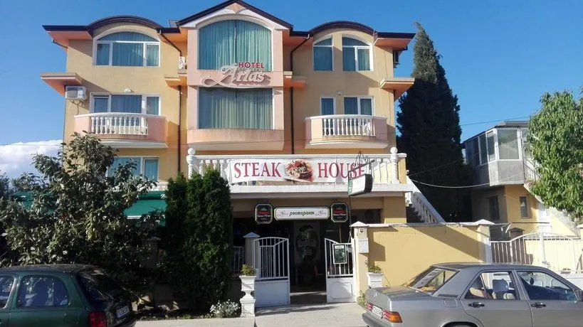 Atlas Hotel-Restaurant - Image 1