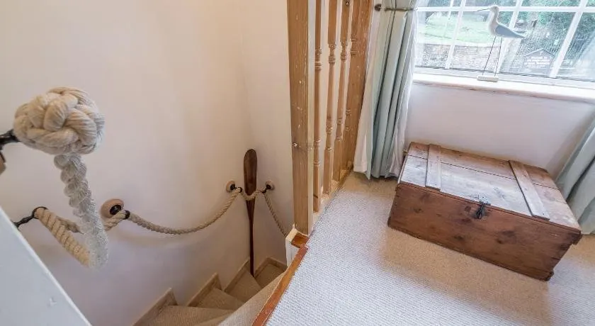 Flint Cottage Thorington - Image 1