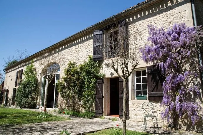 Les Bardes - Image 1