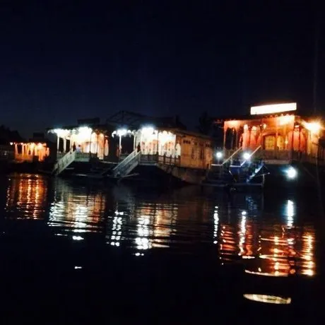 Farooq Billo Guest House - Image 1