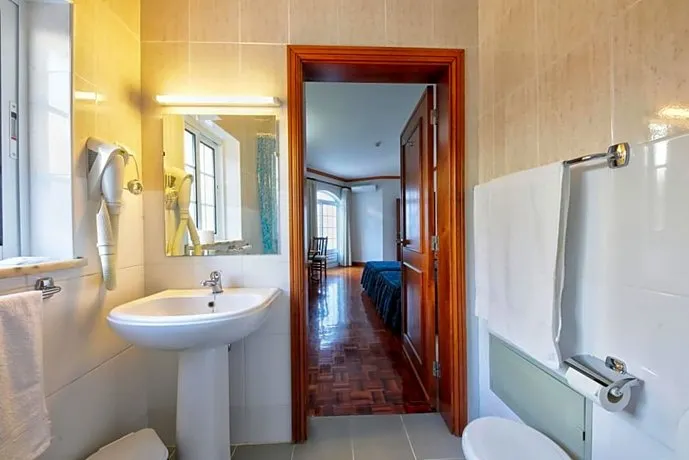 Hotel Central - Image 1