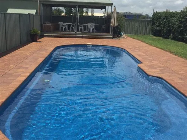 Aussie Cabins - Image 1
