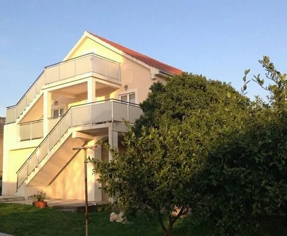 Apartment Marijana - Image 1