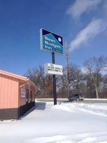 Best Budget Inn - Image 1