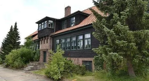 Hotel-Pension "Am Gegenstein" - Image 1