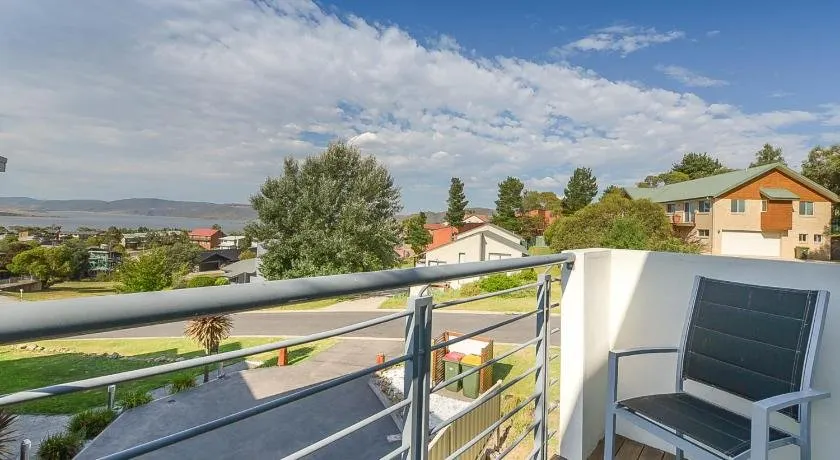 Beloka Close Modern spacious and pet friendly accommodation - Image 1