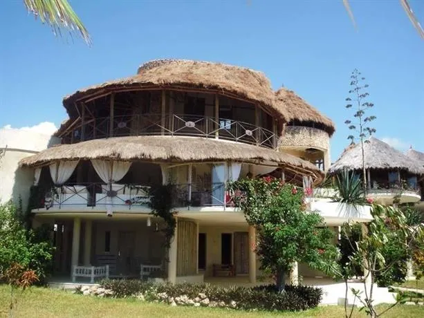 Sailor House Watamu - Image 1