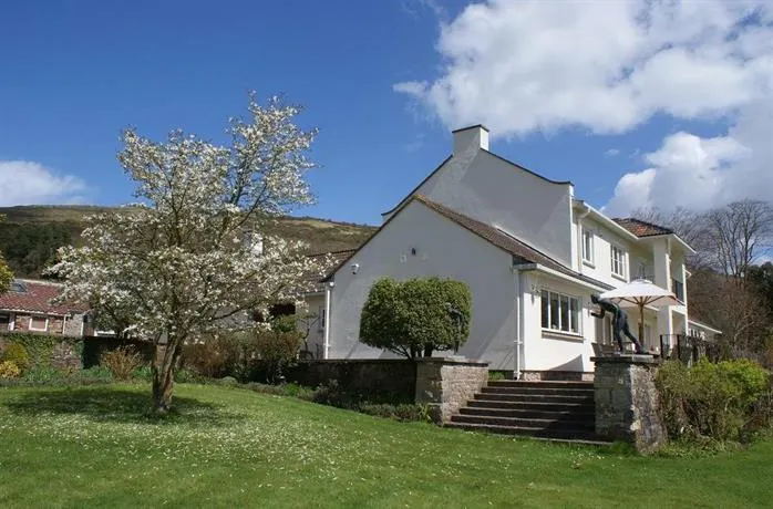 Compton House - Image 1