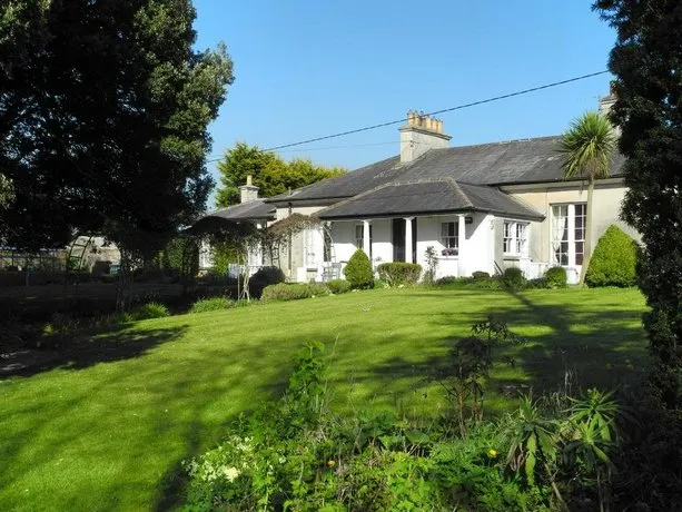 Gaultier Lodge - Image 1