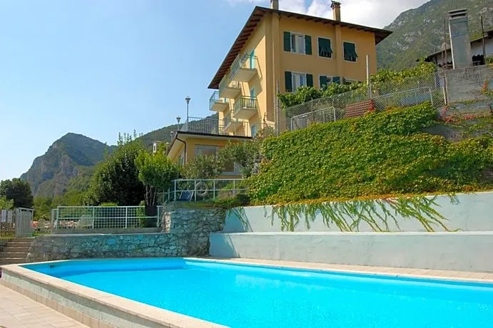 Hotel Panorama - Image 1