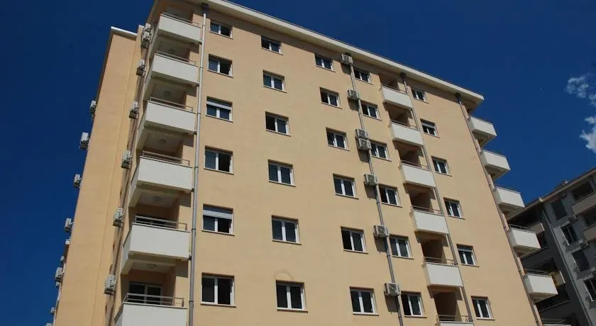 Apartments Tipon - Image 1