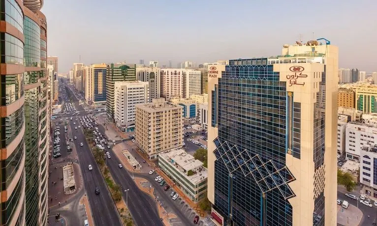 Crowne Plaza Abu Dhabi, an IHG Hotel - Image 1