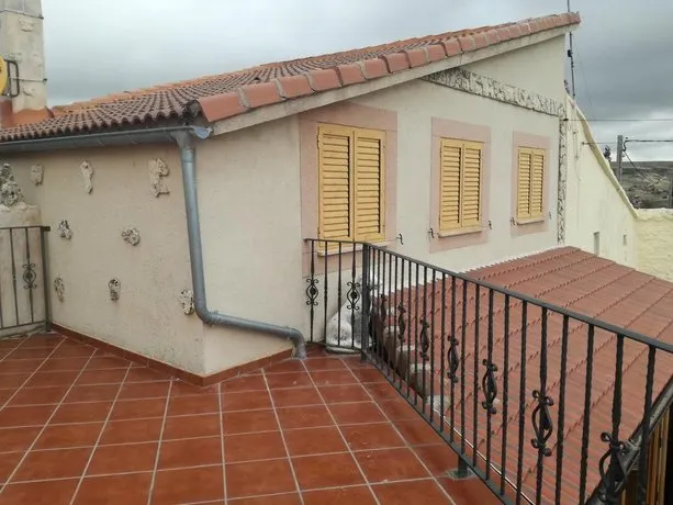 Casa Rural Villa Lucía - Image 1