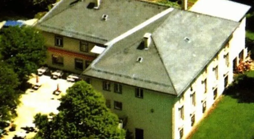 Waldwirt am Kreuzbergl - Image 1