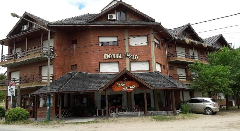 Hotel Las 40 - Image 1