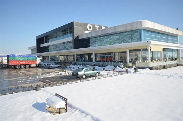 Ozdemir Hotel - Image 1