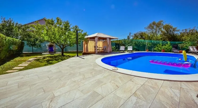 Holiday Home Svetko - Image 1