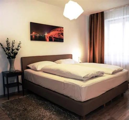 Domapartment Cologne City-Domblick - Image 1