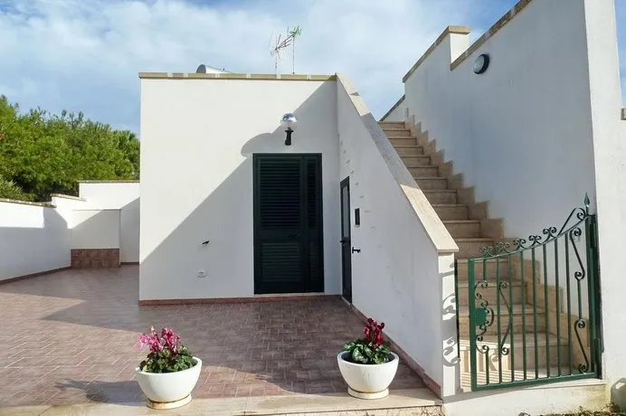 Regina Isabella Rooms - Image 1