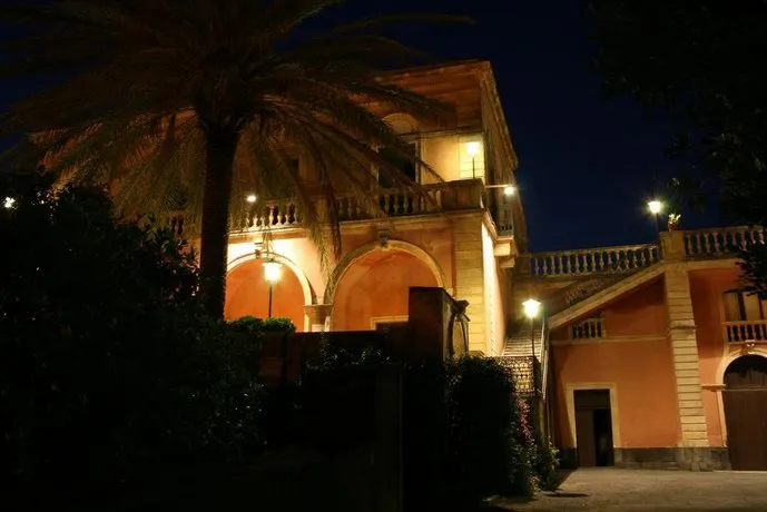 Villa Dei Leoni - Image 1