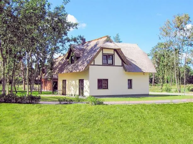 Freistehendes Ferienhaus mit Sauna & Kamin, ruhig gelegen im Grünen - Image 1