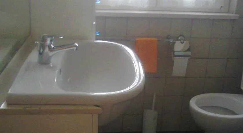 A Cento Metri dal Mare - Image 1
