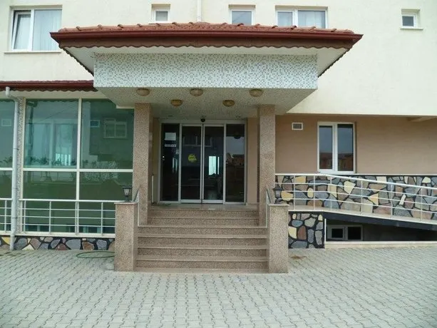 Kocaali Sun Otel - Image 1
