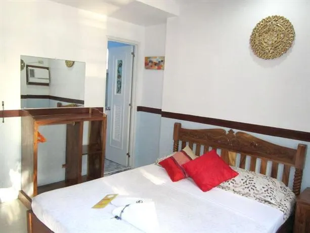 Casa Fiesta Hotel - Image 1