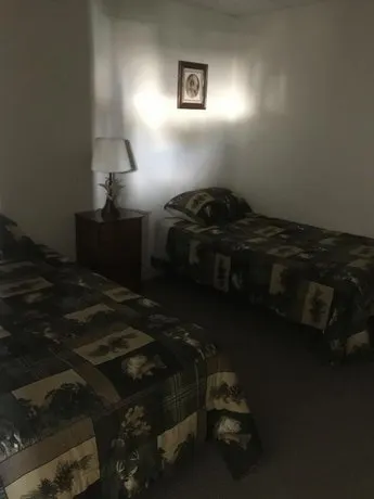 Port Clinton Rentals - Image 1
