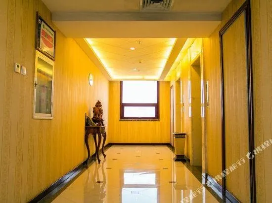 Blue Ocean Hotel - Image 1