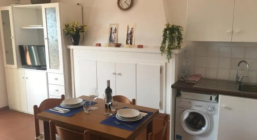 Anna's Place - Image 1