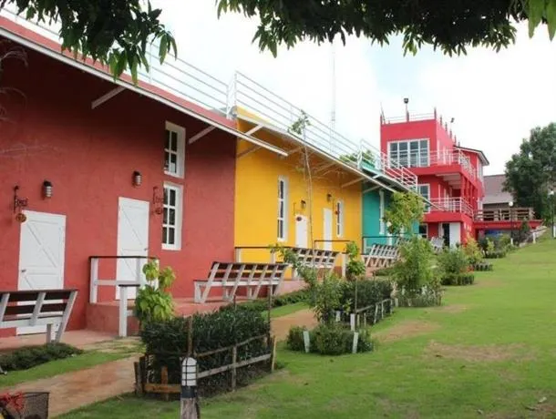 Amigo Saloon Khaoyai Hotel - Image 1